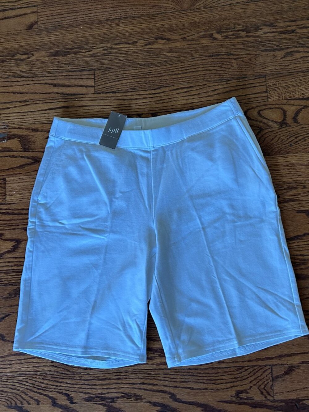 J. Jill Pull On Smooth Terry Shorts Size S NWT White